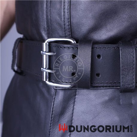 Schwarzer Ledergürtel 