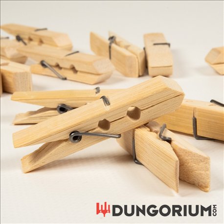 Magische BDSM Holzklammern